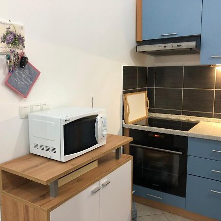 Apartman Luka Vir Lägenhet Exteriör bild