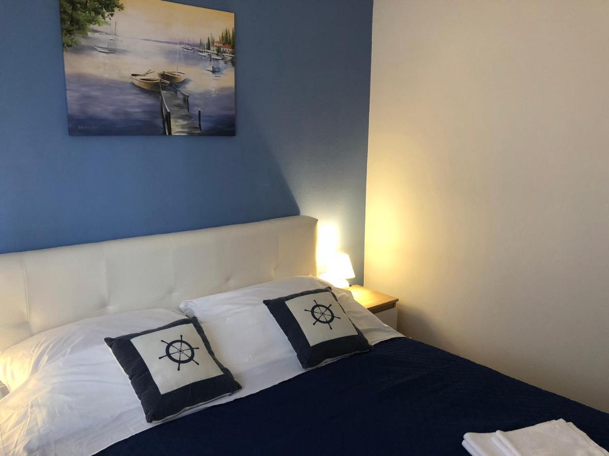 Apartman Luka Vir Lägenhet Exteriör bild