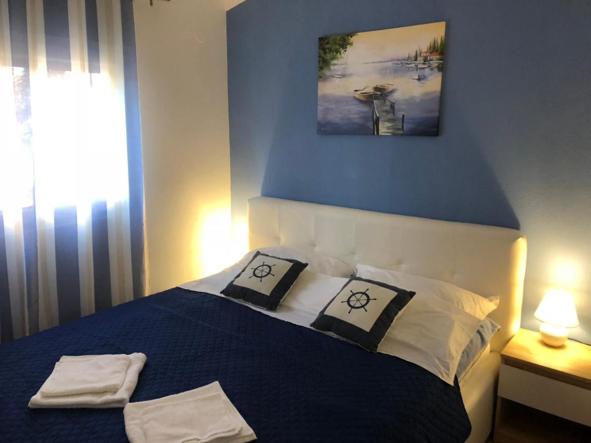 Apartman Luka Vir Lägenhet Exteriör bild