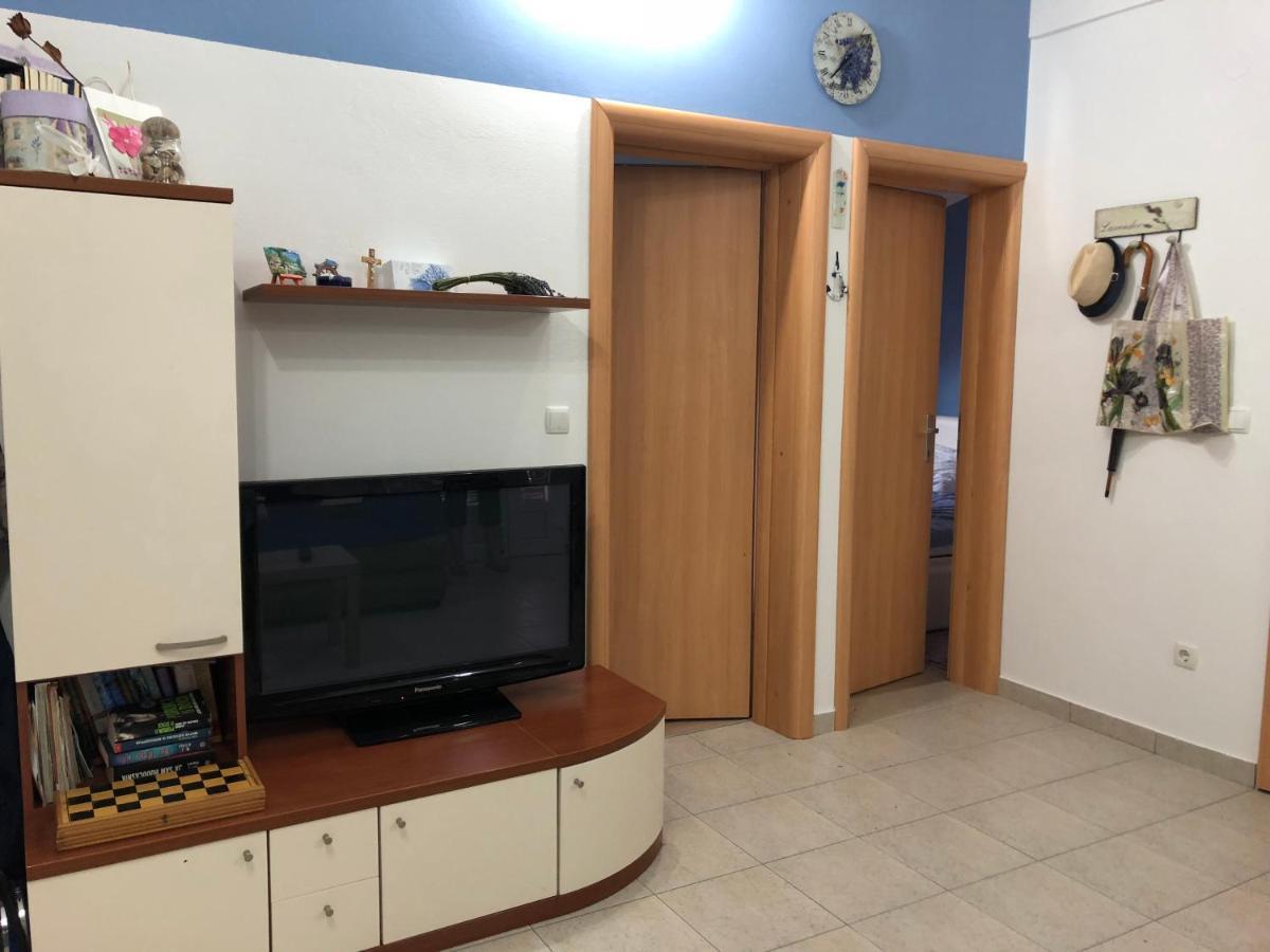 Apartman Luka Vir Lägenhet Exteriör bild