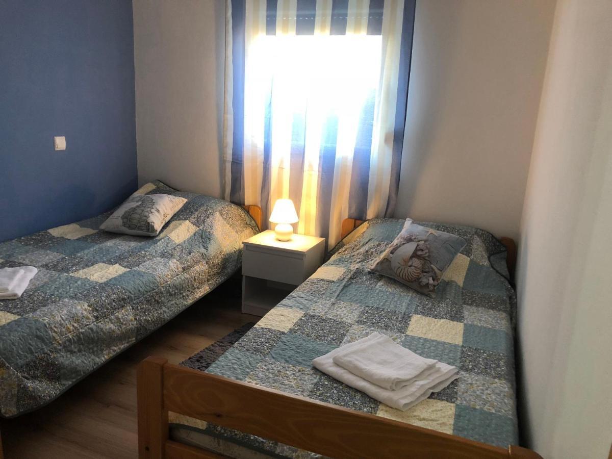 Apartman Luka Vir Lägenhet Exteriör bild